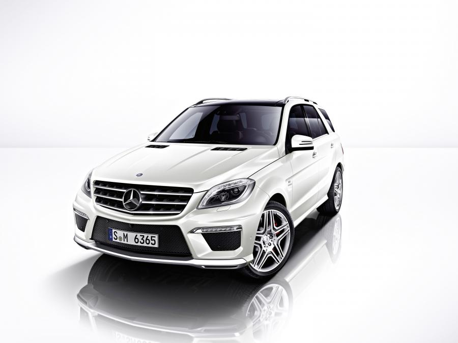  Mercedes-Benz ML63 AMG 2011 года  (фото 67 из 81)